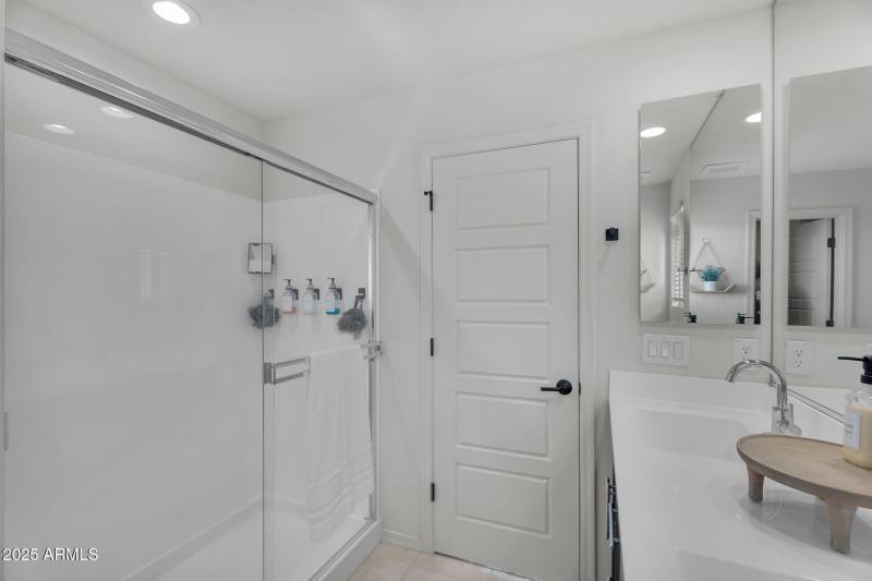 24-web-or-mls-Daylight-23