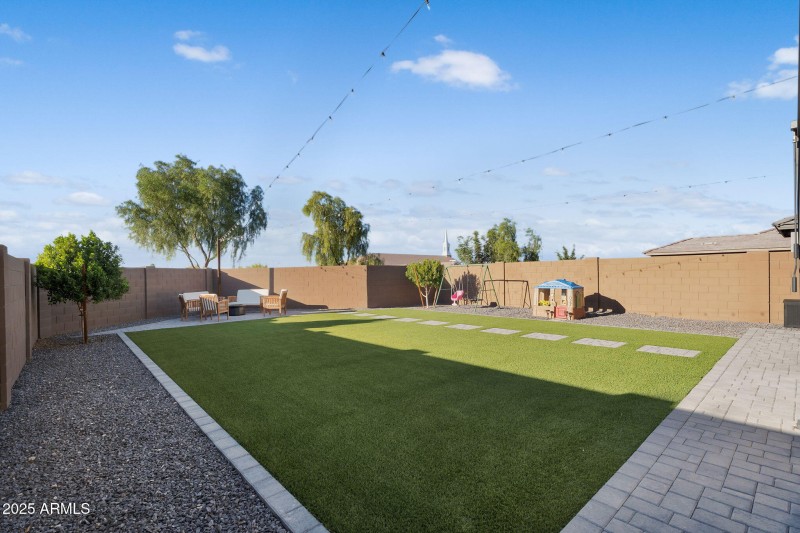 41-web-or-mls-Daylight-39