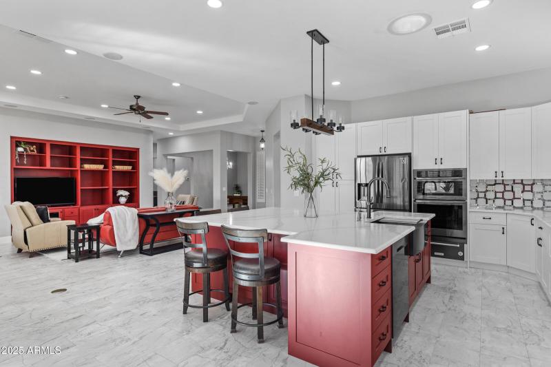 4615 E Sourwood Dr-25