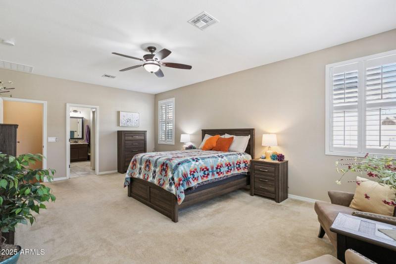 24-web-or-mls-20667-n-danielle-ave