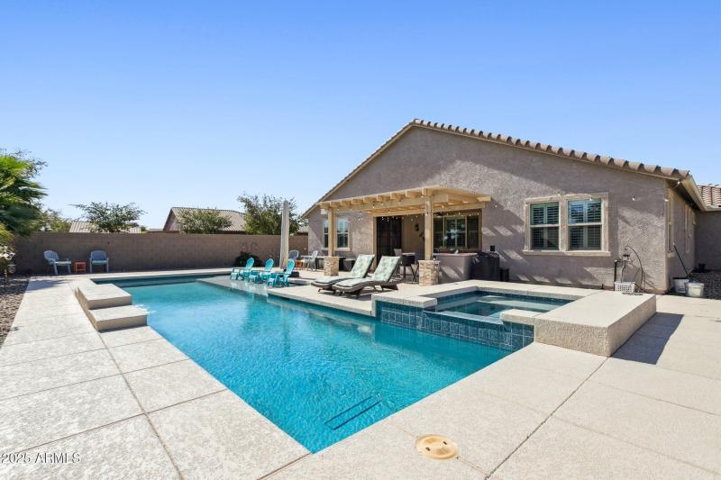 46-web-or-mls-20667-n-danielle-ave