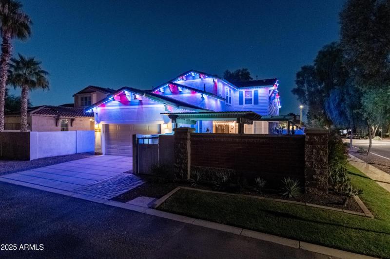 15294 W Old Oak Ln-74