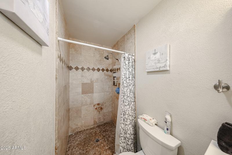 B (16) Master Bath