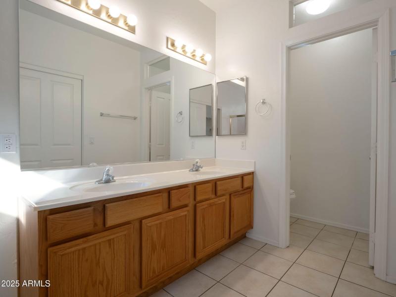 13-web-or-mls-Qp-1013091