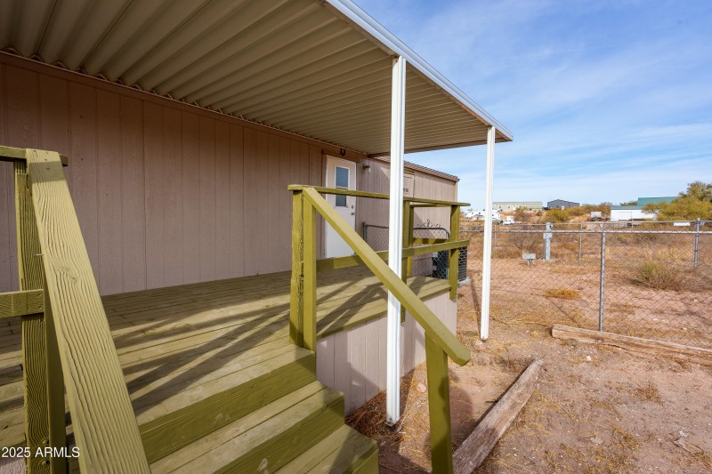 220 S Bright Star Ln