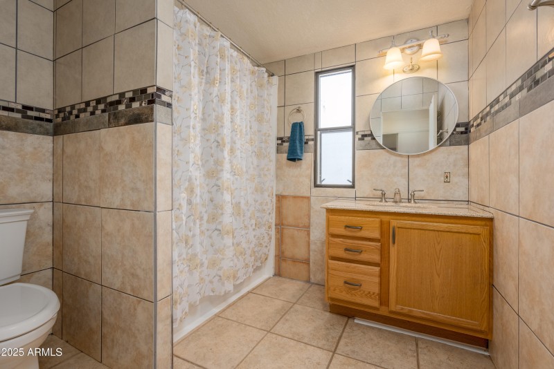 220 S Bright Star Ln