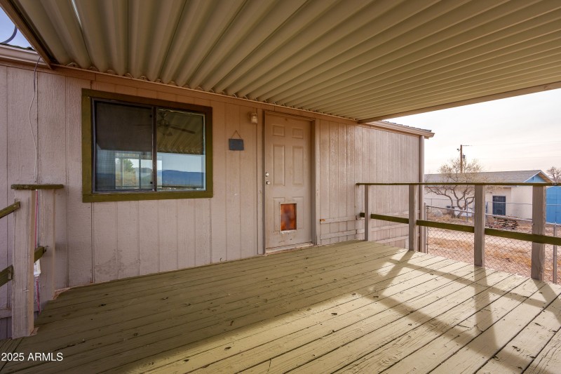 220 S Bright Star Ln