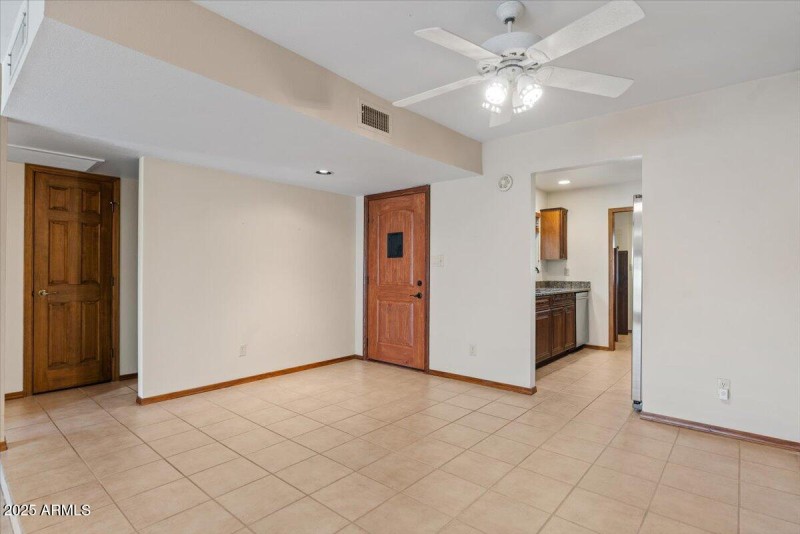 2978 S. Country Club Way