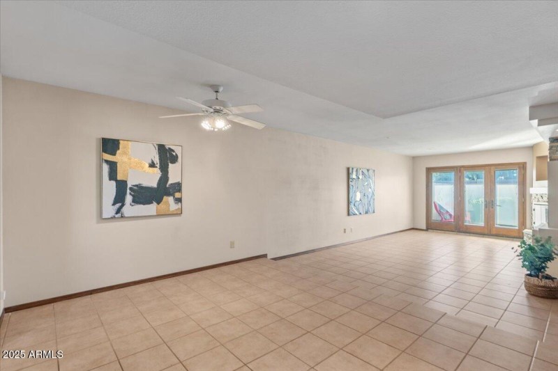 2978 S. Country Club Way