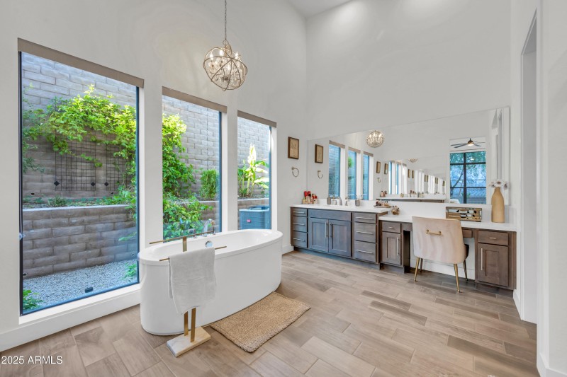 14315 E Harmony Ln-31