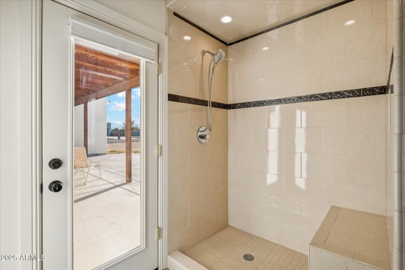 Primary Bedroom Walk-in Shower