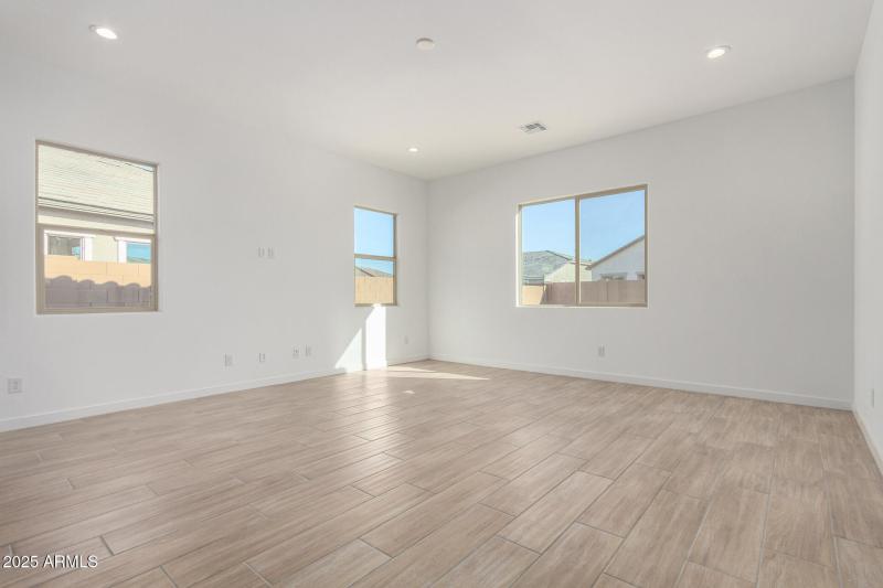 09 - Avenida Del Sol