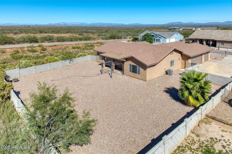 062015-4228 South Morning Glory Court