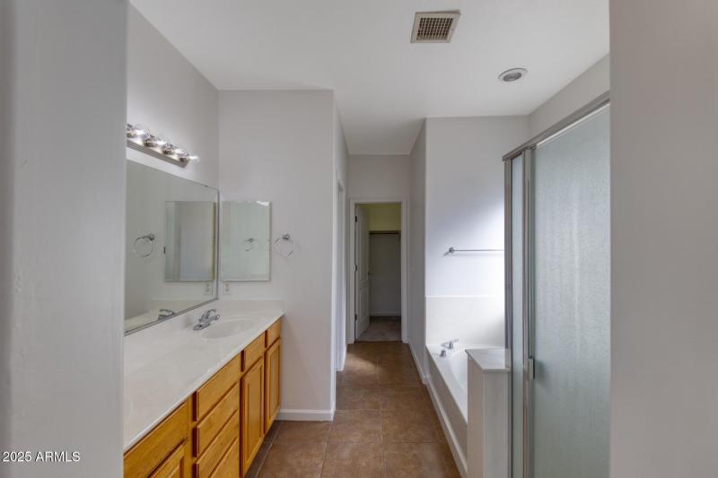 082223-4228 South Morning Glory Court