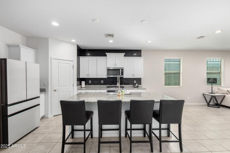 D0E48B1A-E8F3-45AB-885A-51A3D8A73F91