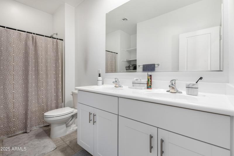 89216224-EF61-47C9-89AF-8121437A02E5