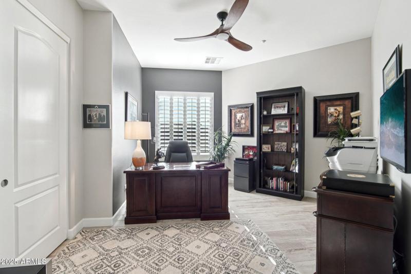 20-web-or-mls-W Molly Ln-S2910-020