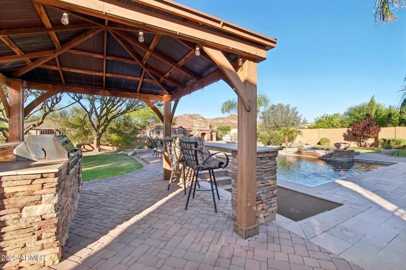 47-web-or-mls-W Molly Ln-S2910-047