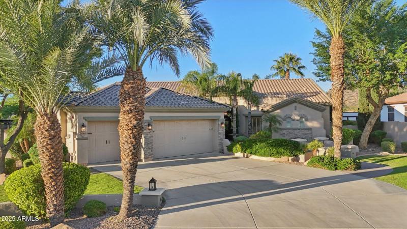 54-web-or-mls-W Molly Ln-S2910-054