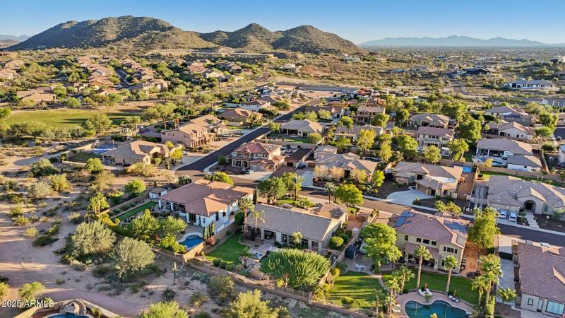 63-web-or-mls-W Molly Ln-S2910-063