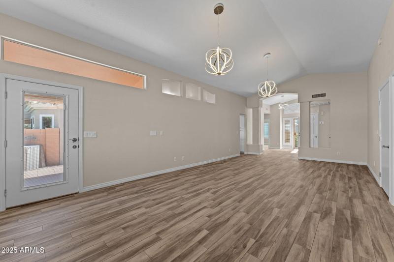 10-web-or-mls-DSC03633