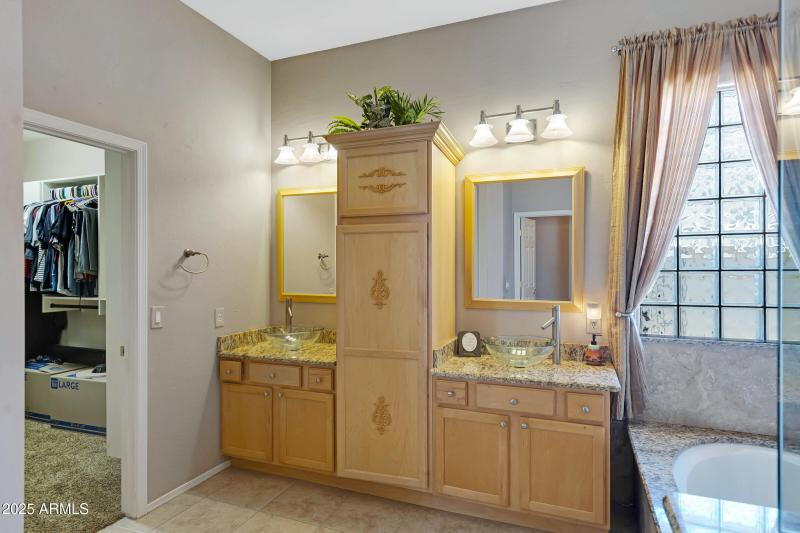 9831 E Lompoc Ave-24