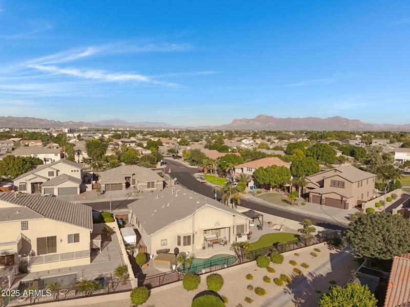 9831 E Lompoc Ave-47