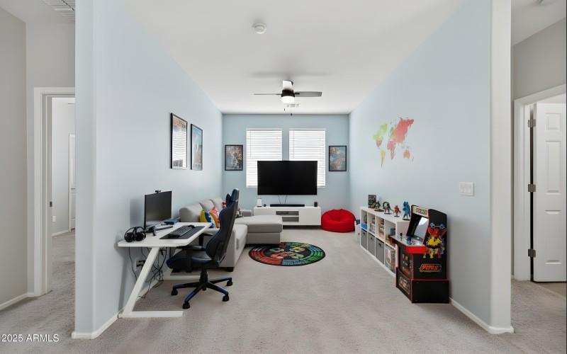 d475a9fd-55f7-4eb2-bfb8-6832d9e0e9a0