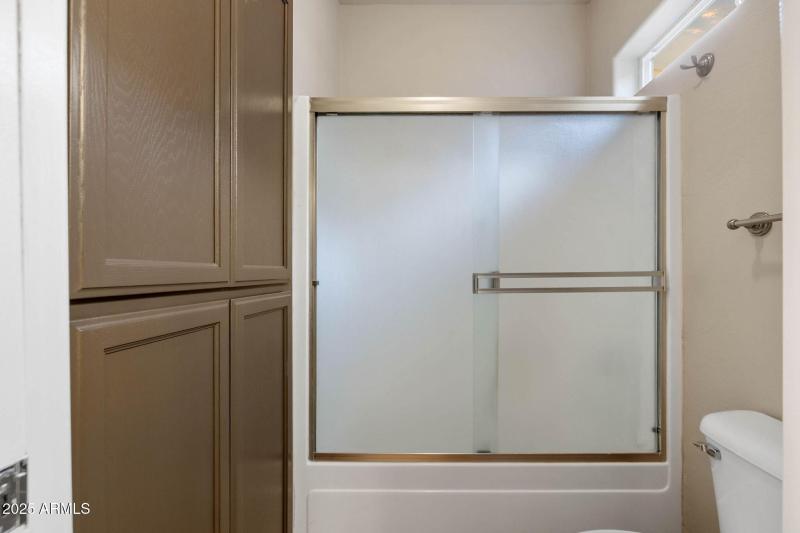 28-Primary Bathroom (3)