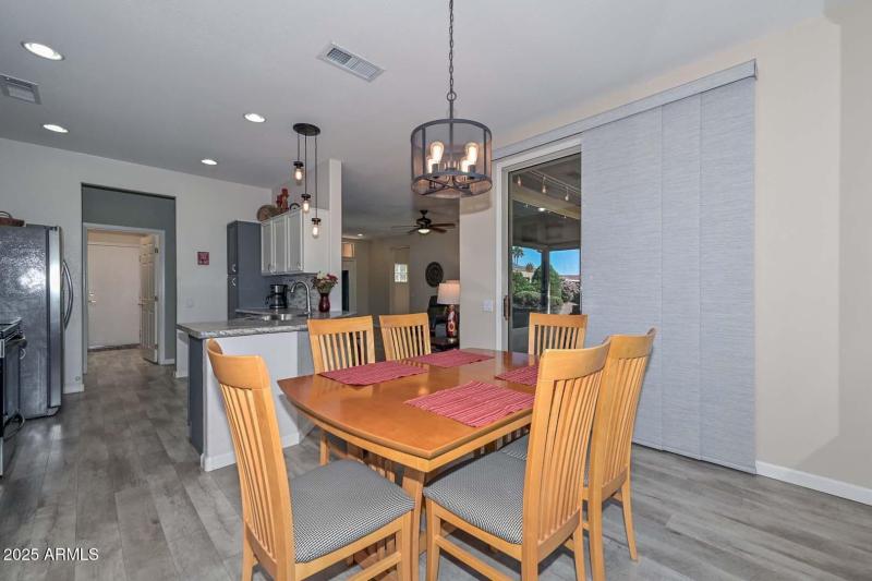 Breakfast Room-Kitchen