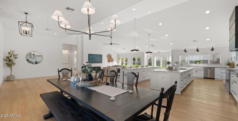 33-web-or-mls-Great Room14