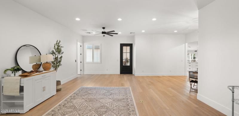 TV Room outside of secondary beds