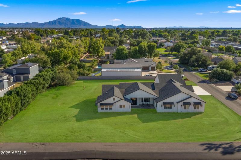 This neighborhood is the best!