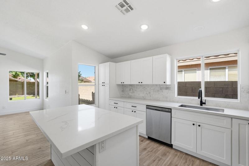 8-web-or-mls-008_ListerPros