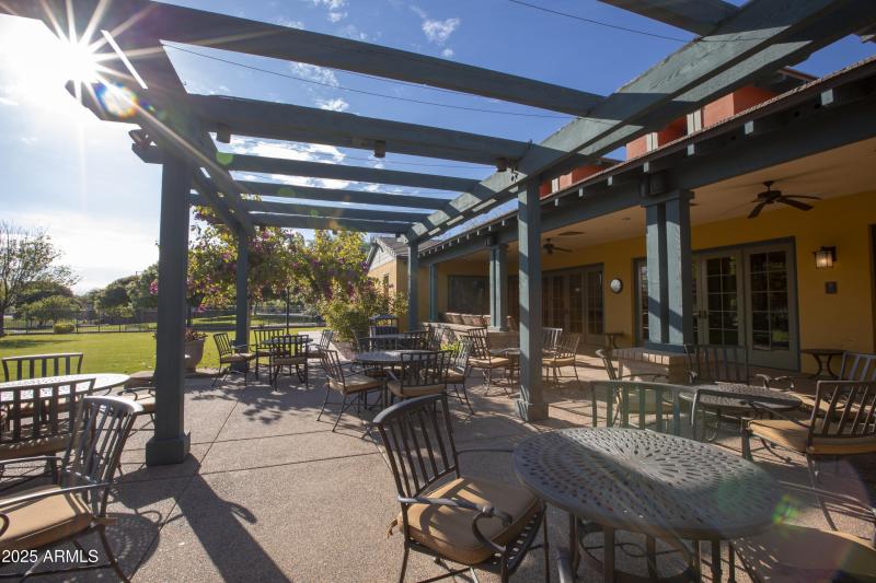 14 Heritage back patio