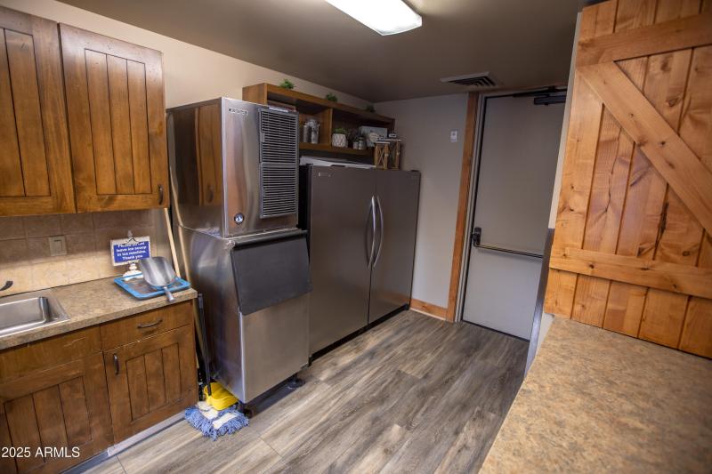 41 Multipurpose kitchenette