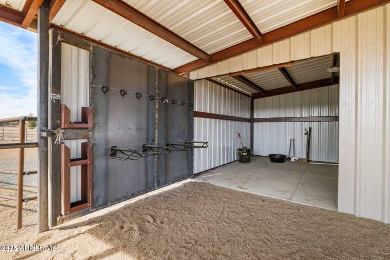 20250205183007202215000000-o