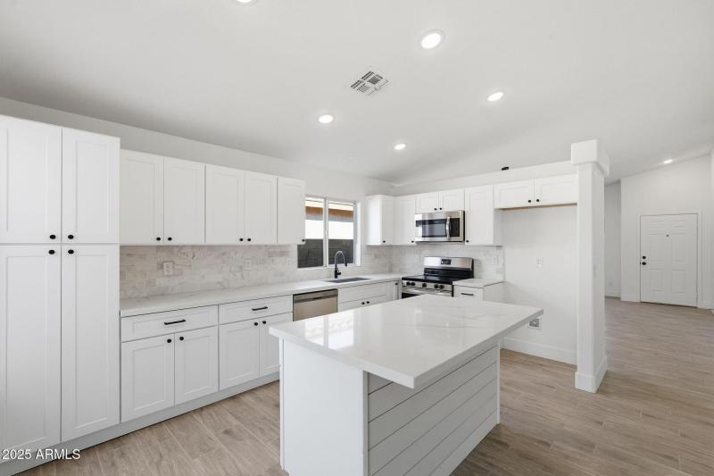 11-web-or-mls-011_ListerPros