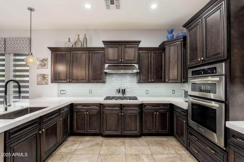 12072 W Desert Mirage Dr - 07