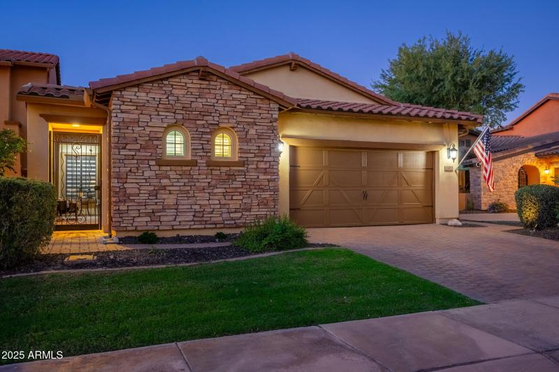 12072 W Desert Mirage Dr - 42