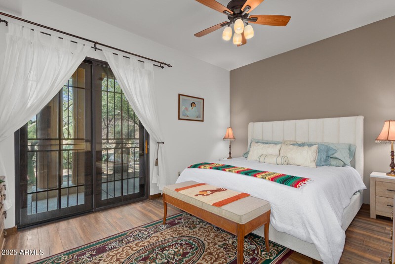 2nd huge priary suite