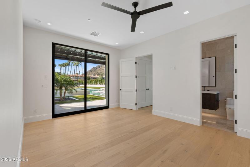 47-web-or-mls-6230-e-hillcrest-blvd