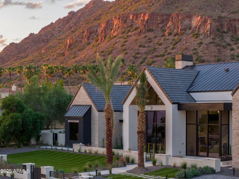 71-web-or-mls-6230-e-hillcrest-blvd