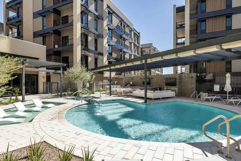 First Class Community Amenities