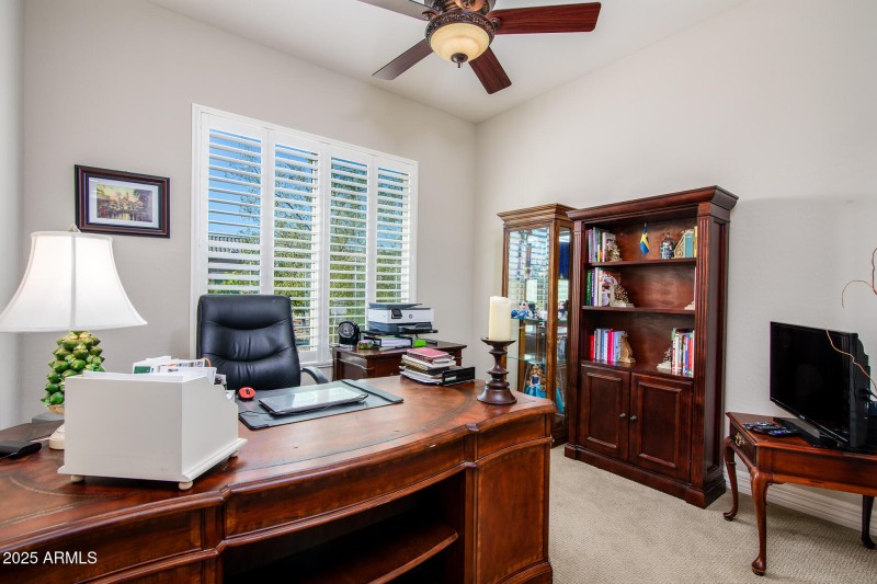 41681 W Solstice Ct-3600-2-Edit