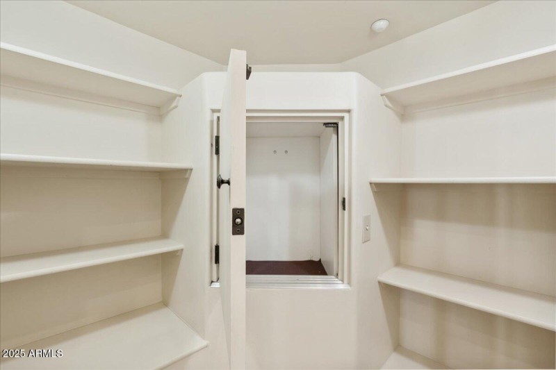 10-Pantry with Dumbwaiter