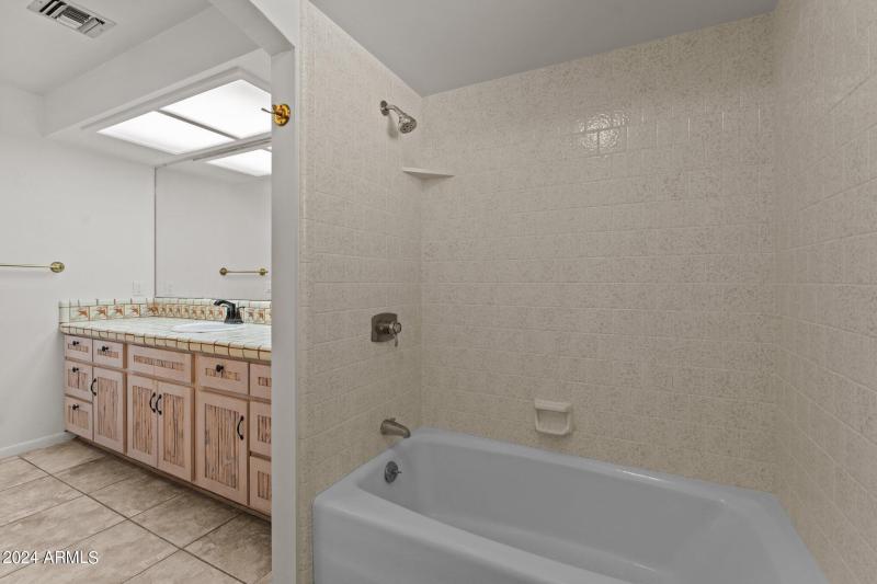 1605 N Little Stonehedge Ranch Rd