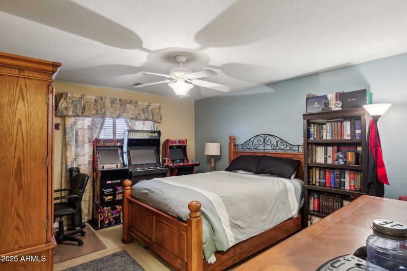 43-web-or-mls-W Victory Way-043