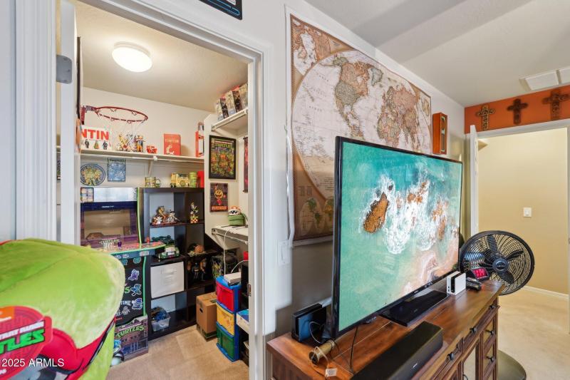 47-web-or-mls-W Victory Way-047