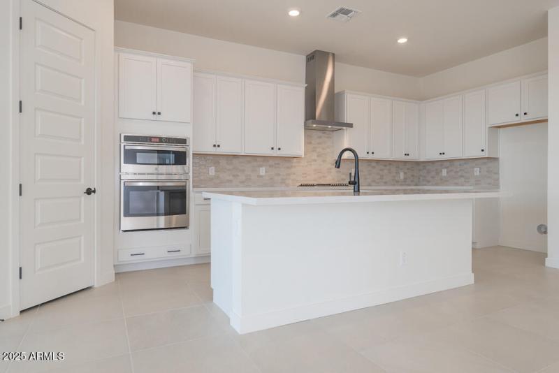 Tri Pointe Soleo 643 - Kitchen-1MLS